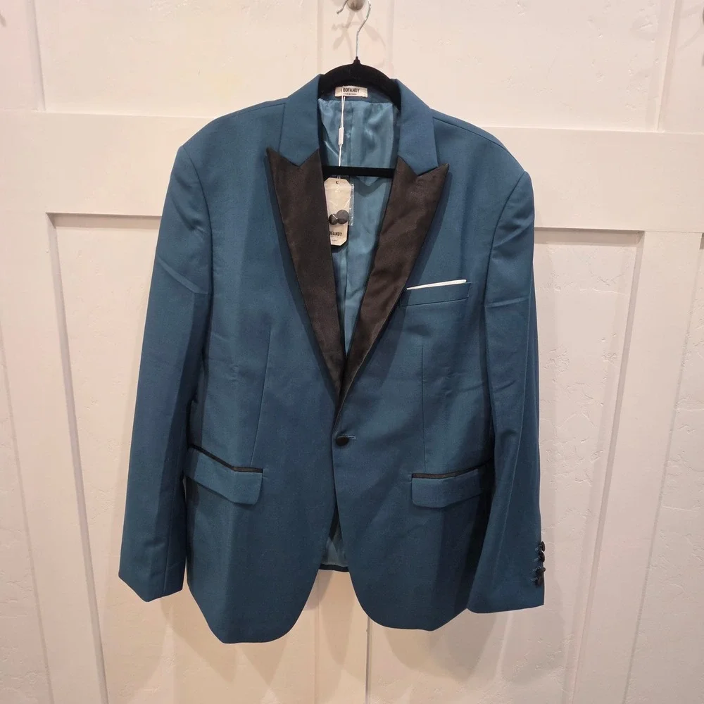 Men's 2-Piece Deep Blue and Black Peak Lapel Slim Fit Tuxedo Suit, Size Large